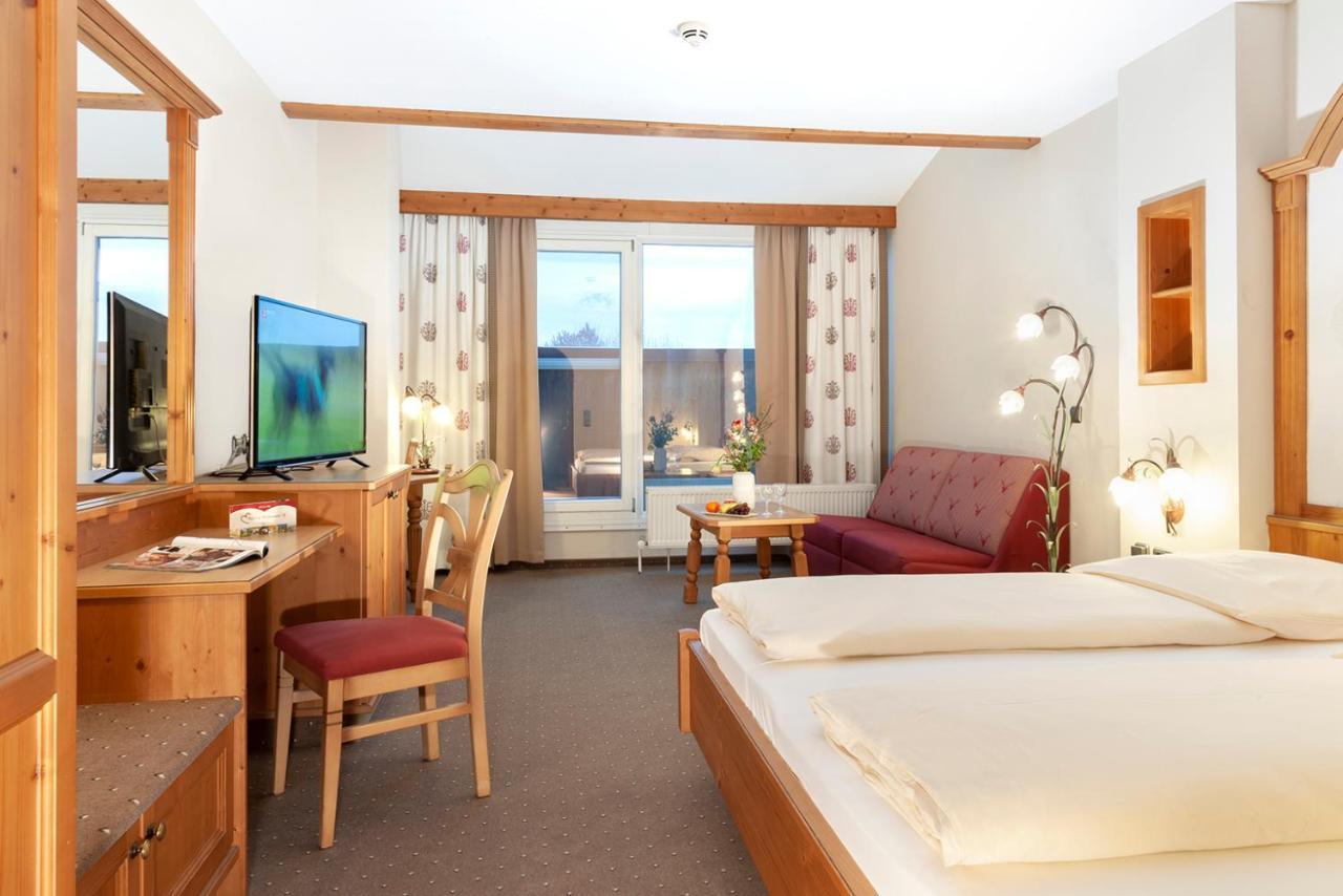 Hotel Zur Post Rohrdorf  Bagian luar foto