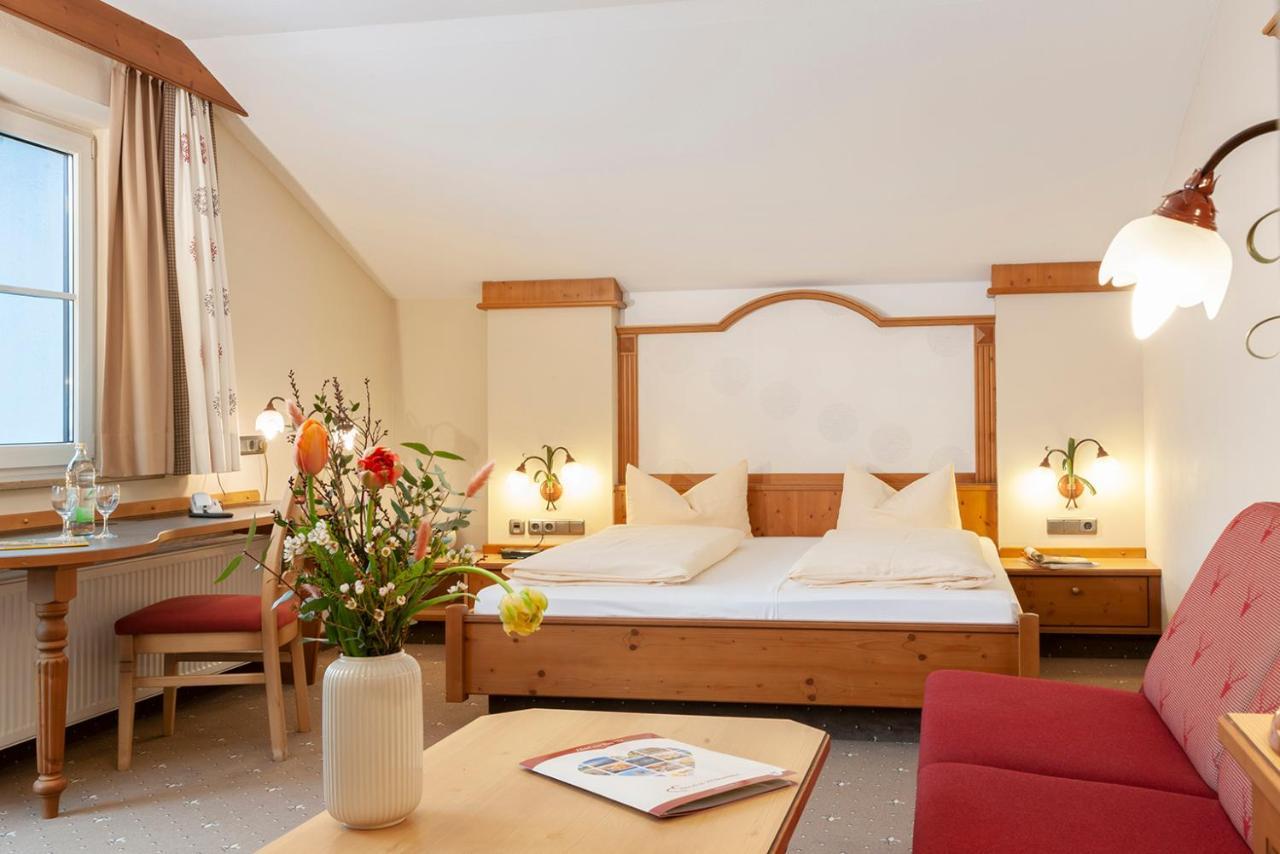 Hotel Zur Post Rohrdorf  Bagian luar foto