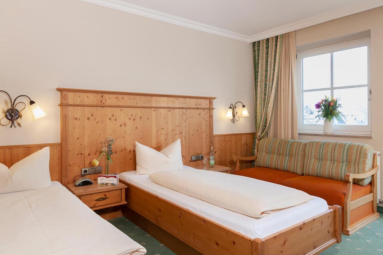 Hotel Zur Post Rohrdorf  Bagian luar foto