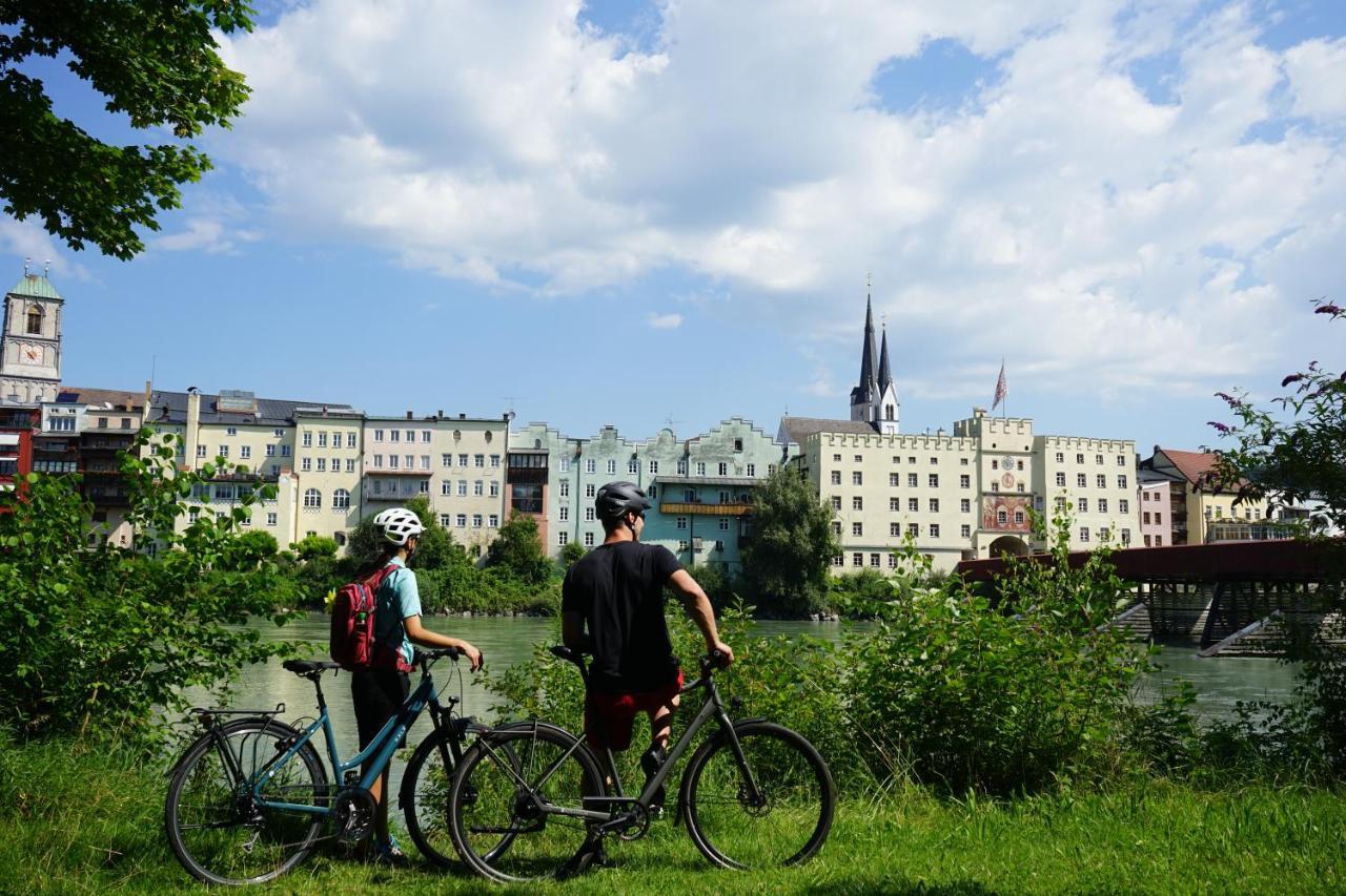 Hotel Zur Post Rohrdorf  Bagian luar foto