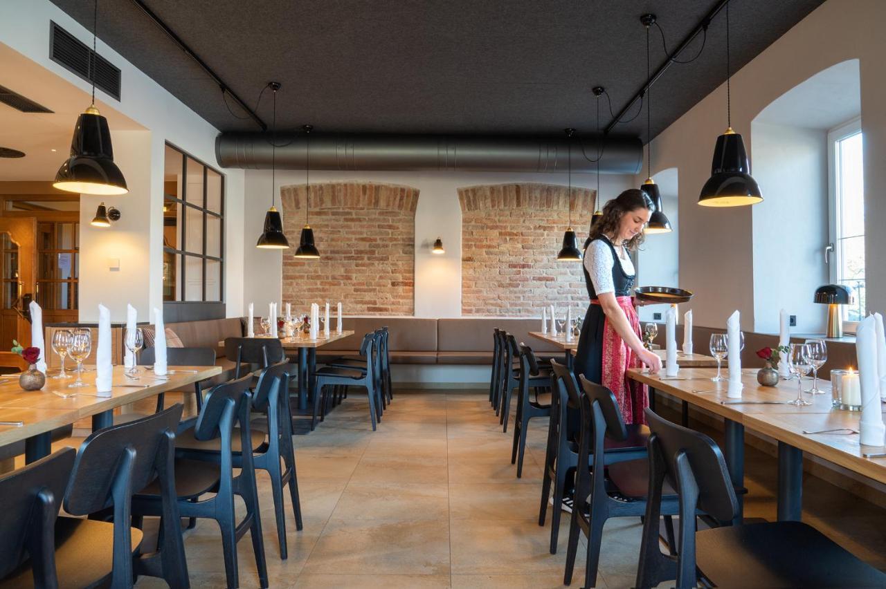 Hotel Zur Post Rohrdorf  Bagian luar foto