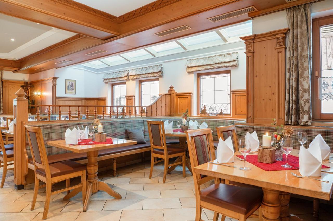 Hotel Zur Post Rohrdorf  Bagian luar foto