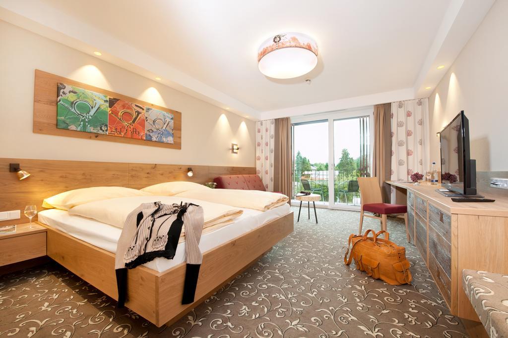 Hotel Zur Post Rohrdorf  Ruang foto