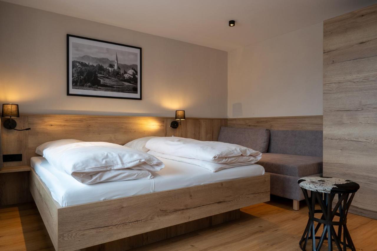 Hotel Zur Post Rohrdorf  Bagian luar foto